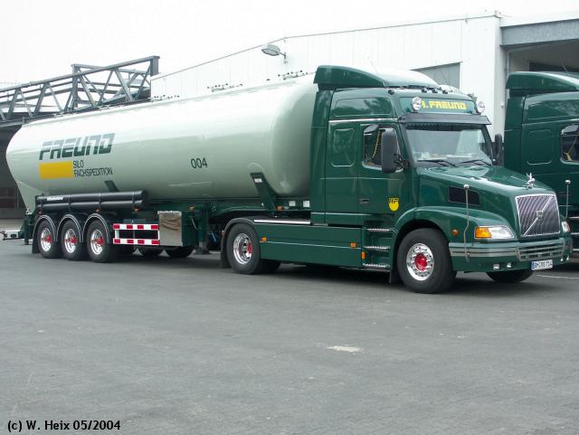 Volvo-NH12-Freund-050205-0[1].jpg - Volvo NH12